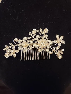 Faux Pearl And Crystal Hair Comb -bridal, Prom, Special Occasion - Image 1 of 4