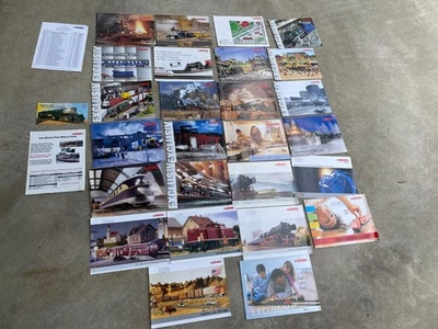 Group lot 26 Marklin HO scale Model Railroad Train Catalogs 1998-2006 - Image 1 of 4