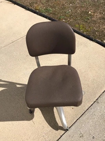Good Form Rolling Adj Office Chair by General Fireproofing Co Brown Cover