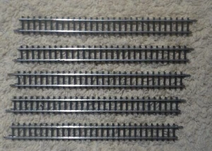 Märklin 8500 (traccia Z) 5 pezzi binario dritto - offerta 4 - Foto 1 di 2