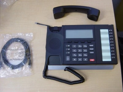 TELÉFONO IP TOSHIBA IP5622-SD 10 BOTONES LCD RETROILUMINADO Y 100 MBS Foto 1 de 4