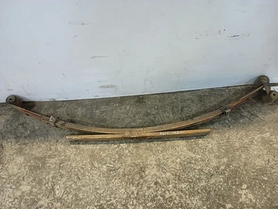 Rear Passenger Right Leaf Spring from 2001 Toyota Tundra 11350751 - Image 1 of 4