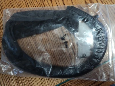 Chevrolet Pontiac 1959-1960 bisagra de puerta superior jamba sello resistente a la intemperie; en forma de J Foto 1 de 3