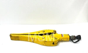 Enerpac WR15 Hydraulic Wedge and Spread Cylinder 3/4 Ton Capacity - Picture 1 of 5