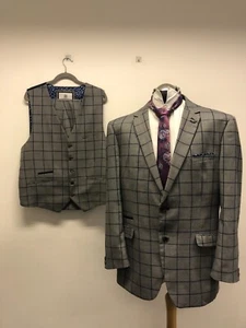 TRAJE CAVANI 3 PIEZAS A CUADROS GRIS 44R TRS W40 L30 COMO NUEVO. - Imagen 1 de 13