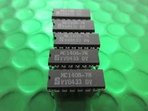 MC1408-7N (x2 chips) TLC7524 DAC0808 D/A CONVERTER MC1408 8BIT, DIP16 UKSTK - Picture 1 of 3
