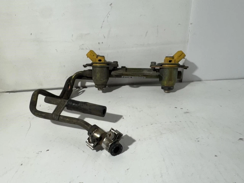 Fuel Injection Parts Fuel Injector 2.5L With Turbo Fits 04 06-07 IMPREZA 20084 - Image 1 of 3