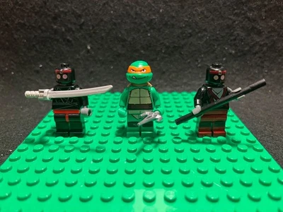 Lote de minifiguras LEGO Teenage Mutant Ninja Turtles Foto 1 de 3