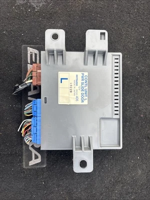 2006  Honda Odyssey LEFT Power Sliding Door Control Module Unit  RK00-406 - Imagen 1 de 4