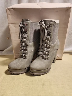 Botas botines con cordones JUSTFAB "Ayah" grises talla 6 nuevas en caja prioridad Foto 1 de 4