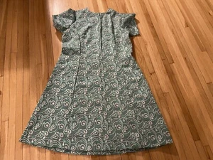 Vestido Remolino Vintage Años 60 Verde Azulado, Gris y Blanco Mod Retro Hecho en Casa - Imagen 1 de 6