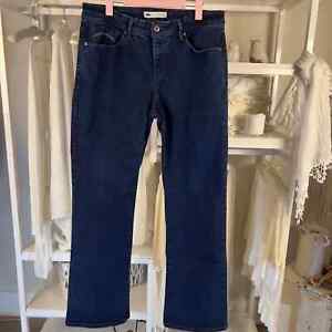 Levis Damen Jeans 33/32 Perfectly Shaping 512 Bootcut Medium Wash Denim #2118