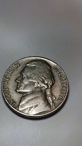 Amazing 1958 Jefferson five cent nickel Denver D mint mark great condition - Picture 1 of 4