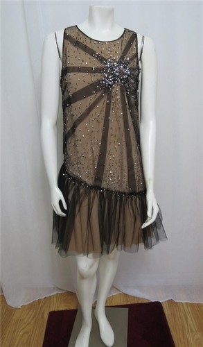 Abito da festa rosso Valentino impreziosito taglia 4