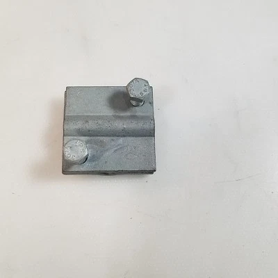 Abrazadera cruzada Diamond 29-09970 1/4" pulgada Foto 1 de 2