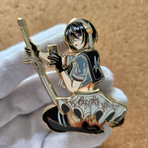 NieR Automata 2B YoRHa Magnetic Enamel Metal Badge Pin Collectible Rare - Picture 1 of 4