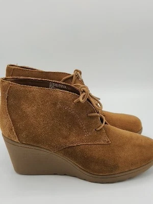 White Mountain Talla 8 Kahlua Marrón Gamuza 2 1/2 pulgadas Tacón de Cuña Foto 1 de 4