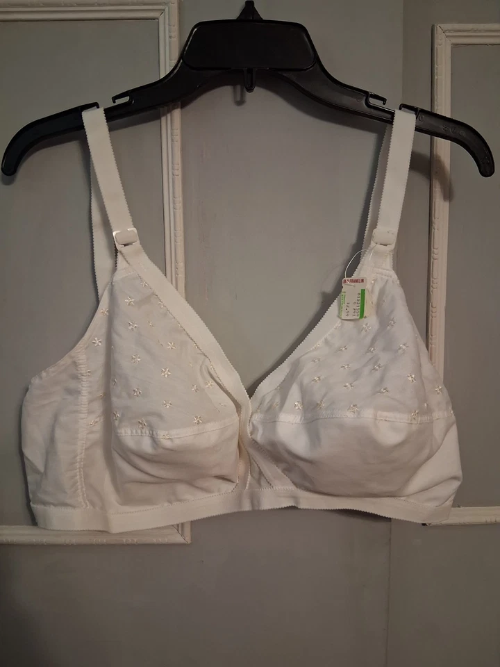 Sujetador Copa Suave Estilo 652 Blanco Unión Hecho en EE. UU. Talla 44D Estrellas Nuevo con Etiquetas Vintage Drag Foto 1 de 4