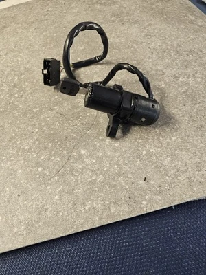 Interruptor de barril de encendido Triumph Daytona 675 2006 a 2009 Foto 1 de 4