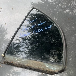 Honda Civic 2001-2005 sedán 4 puertas cuarto trasero izquierdo ventana de cristal fábrica OEM - Imagen 1 de 5