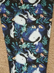 LuLaRoe TC Blue Whale Sea Life Turtle Marine Nautical Ocean Leggings BLACK  - Picture 1 of 2