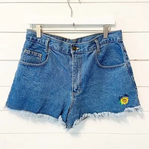 Vintage Paris Blues | 90s Embroidered Daisy Dukes Size Juniors 13 - Picture 1 of 9