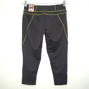NEW AQ Sport Womens Capri Leggings Size L Yoga Running Activewear AQ-613 $49.99 - Picture 1 of 11