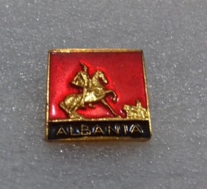 ORIGINAL OLD ALBANIAN PIN-SKENDERBEU PIN-COMUNISM TIME-1940-1990 - Picture 1 of 3