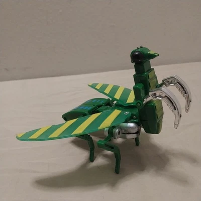1984 Convertors Bootleg Praying Mantis Insect Transforming Robot Toy - Image 1 of 4