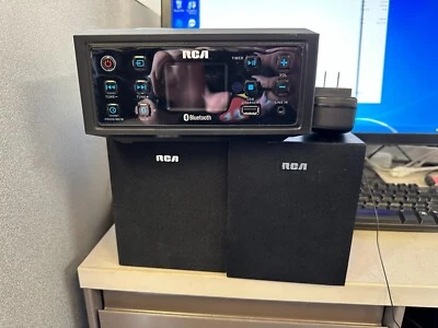 RCA CD Music System RS2929B - Image 1 of 2