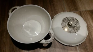 Suppenterrine, Servierschüssel mit Deckel, J. Kronester Porzellan Bavaria - Bild 1 von 4