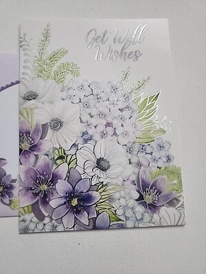 Поздравительная открытка Get Well Soon конверт с фиолетовыми цветами  - Изображение 1 из 4