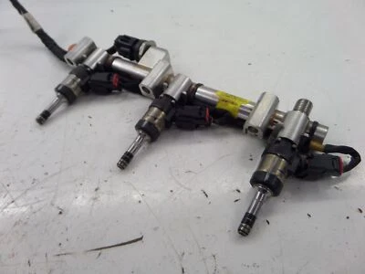 Riel inyector de combustible Hyundai Genesis cupé 3,8 L V6 BK 13-16 OEM 35340-3C552 Foto 1 de 4