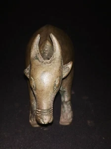Antike traditionelle indische Bronze Büffel Bhuta Kerala Maisandeya Tierfigur - Bild 1 von 4