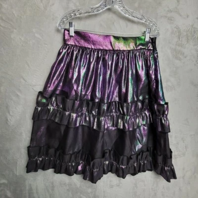Falda metálica con volantes en capas para fiesta caprichosa iridiscente púrpura talla 10 de ASOS Foto 1 de 4