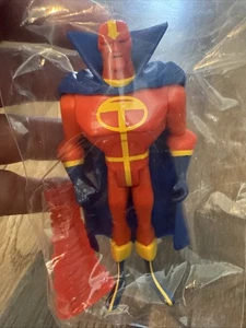 DC Universe Modellino Justice League Unlimited RED TORNADO 4,5" - JLU - Foto 1 di 5