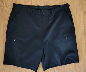 Izod Golf Shorts Mens 44 Flat Front Classic Fit Sun Control Stretch Wicking NWT - Picture 1 of 3