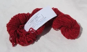 NEW PRISM Custom Dyed Yarn Trillino Solid Red Boucle 100% Rayon 2 Ounce 85 Yards - Picture 1 of 3