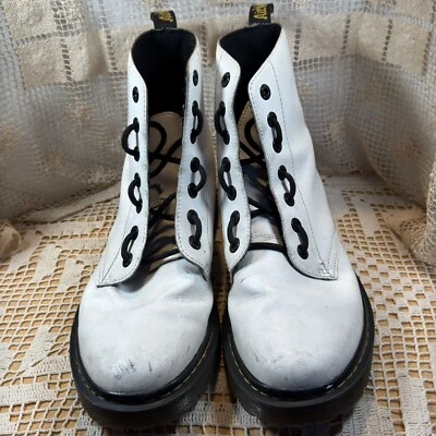 Doc Martin Dr Martin Boots Unisex US Sz 10 White Leather Scuff Marks Combat Boot - Image 1 of 4