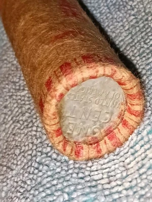 Roll 1909-1958 Wheat Pennies UNC AU/BU Cond. Mixed Mints Beautiful Roll Of Coins - Image 1 of 2