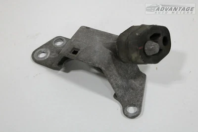 Chrysler Pacifica 2017-2025 silenciador de escape trasero suspensión y soporte de montaje OEM Foto 1 de 4