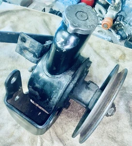 1967-68 Camaro BB 396,427 power steering pump/brack. ,#537 Pulley GM Original - Picture 1 of 5