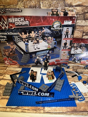 WWE Legos stackdown ring Ultimate warrior,Roman reigns, Seth rollins 21078 Parts Cover