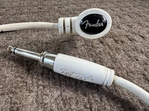 Fender Koil Kords Coiled Cable 30ft (stretched) White - Picture 1 of 3