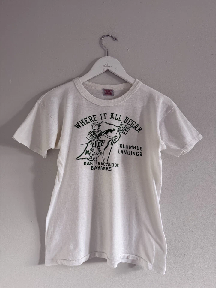 Verdadera Camiseta De Colección Años 60 Durack San Salvador Bahamas Blanca Mediana Rockabilly EE. UU. Foto 1 de 4