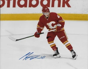 Foto autografiada de Calgary Flames de Matthew Phillips 8x10 #3 original - Imagen 1 de 2