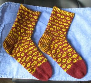OOAK Wool, Men 4 - 6 Narrow / Women 6 - 8 Nar/Med Handknit Socks - 4 St. Judes