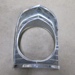 67 1967 CHEVROLET CHEVY II NOVA ORIGINAL GM RIGHT HEADLIGHT LAMP BEZEL 3892282 - Picture 1 of 6