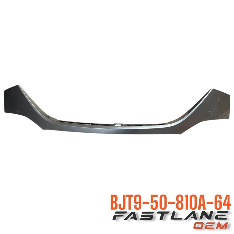 Mazda 2014-2018 3 guarnición puerta levadiza, montaje de molduras nuevo fabricante de equipos originales BJT9-50-810A-64 Foto 1 de 4