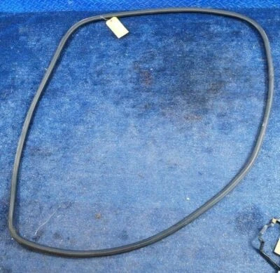 2007 - 2011 Lexus GS 350 OEM ПЕРЕДНЯЯ ЛЕВАЯ LH ВОДИТЕЛЬСКАЯ ДВЕРЬ УПЛОТНИТЕЛЬНАЯ ПОЛОСКА - Изображение 1 из 4